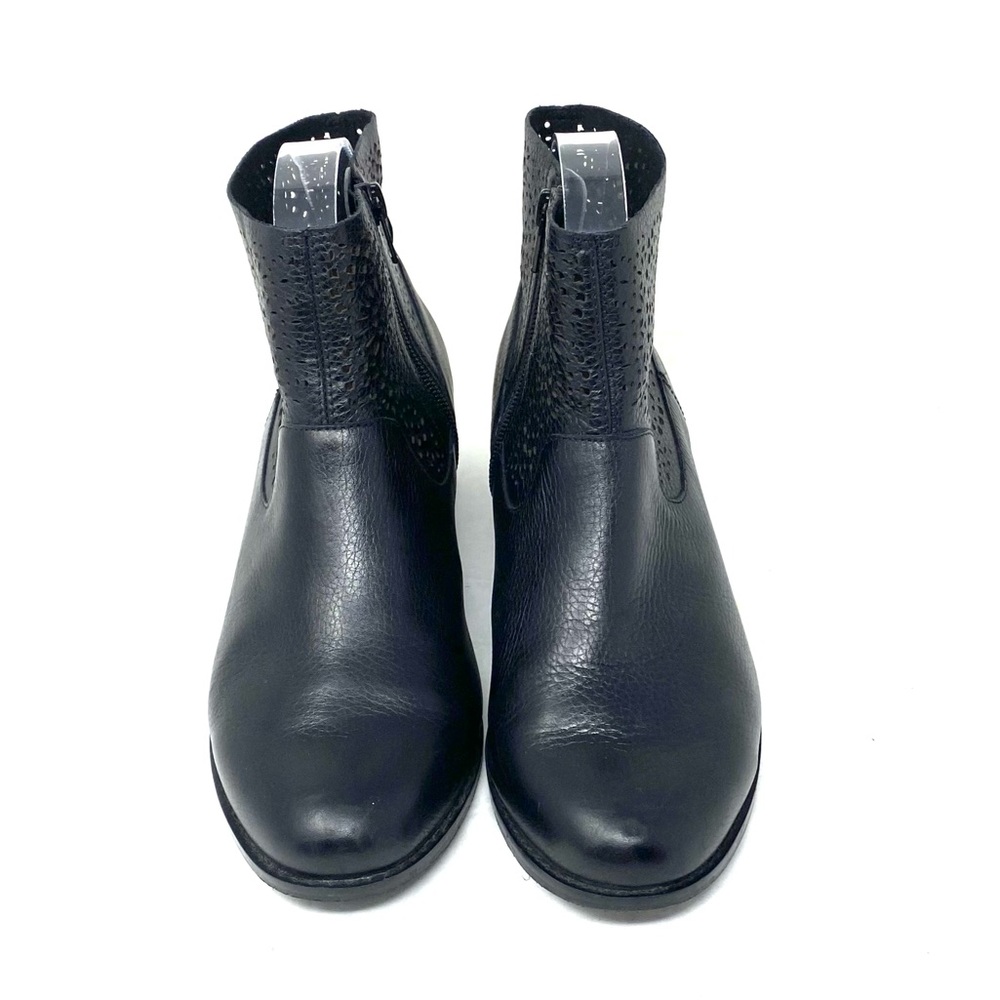 Vionic Boots - Picture 2 of 7